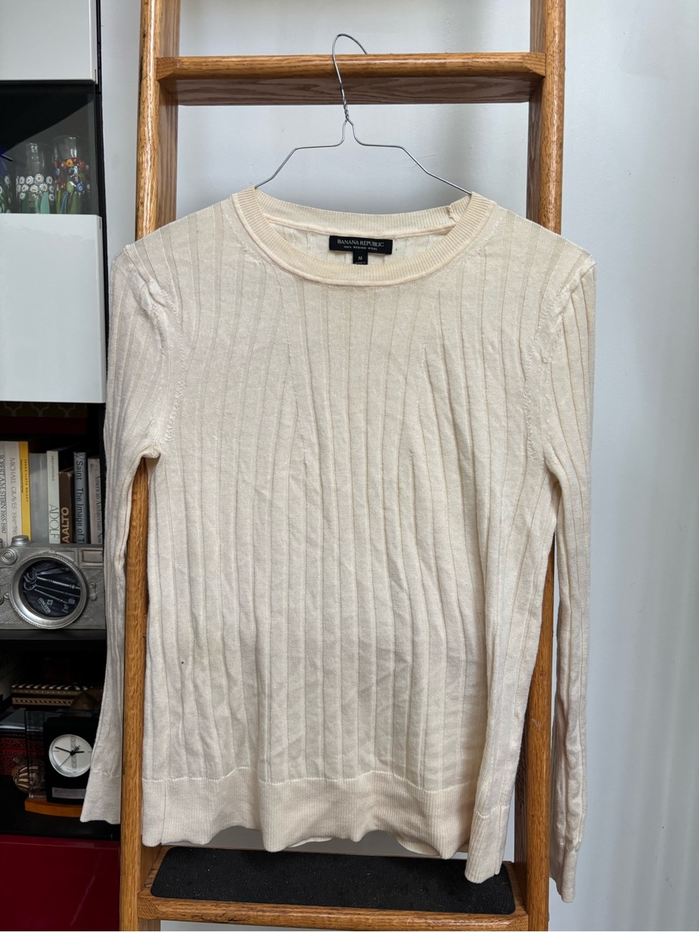 Banana Republic Ivory Ribbed Crewneck Sweater - Picture 2 of 5